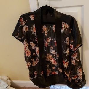 Black and floral kimono top